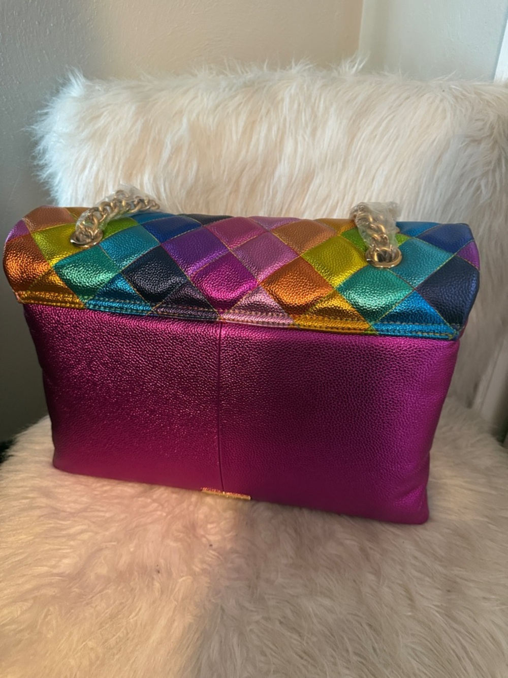 Kurt Geiger Rainbow Quilted Shoulder Bag with Gold Chain - Picture 4 of 7